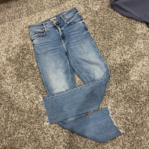 MOTHER Mid Rise Dazzler Ankle Fray Sz 25 - Picture 5 of 6